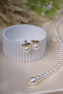 Gold Bar Pearl Drop Earrings