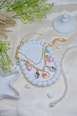 Double layered necklace