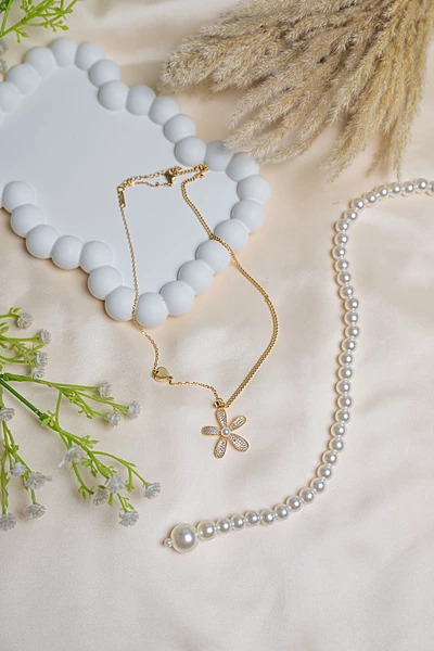 Gold Daisy Chain