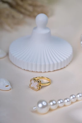 White Clover Ring