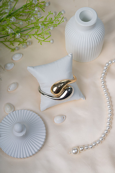 Dual Tone Chunky Band