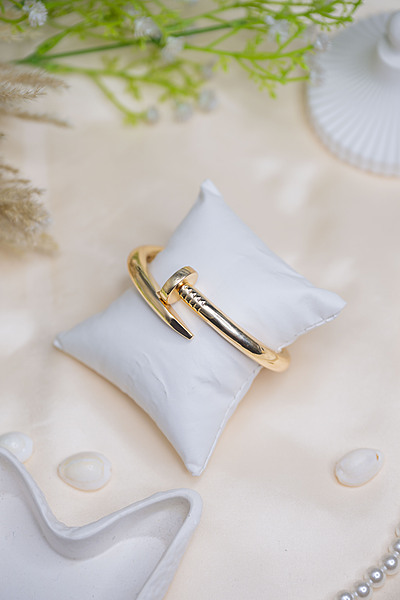 Chunky Nail Cuff