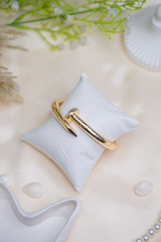 Chunky Nail Cuff