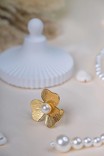 Golden Flower Ring