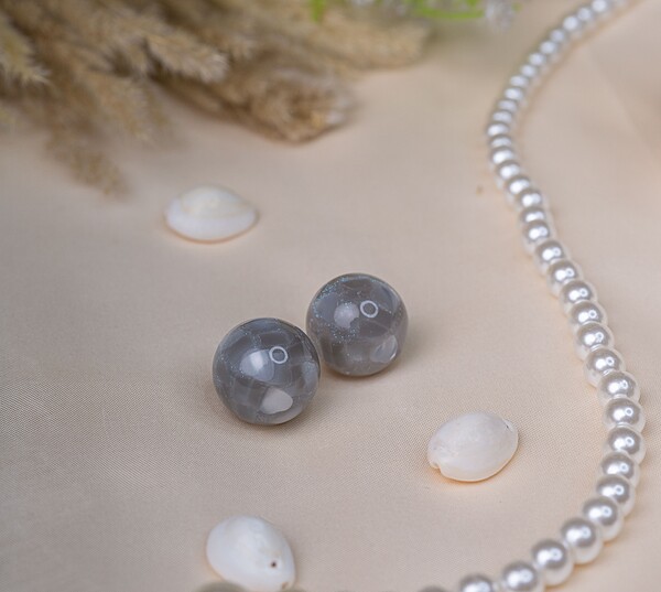Pearl Dot Studs