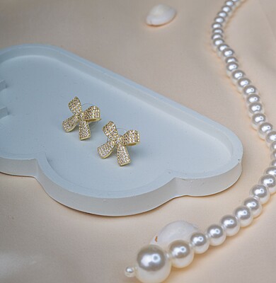 Mini Bow Studs