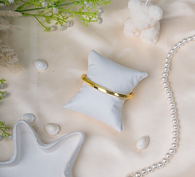 High-Shine Minimalist Bracelet