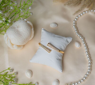 Crystal Bar Open Bangle