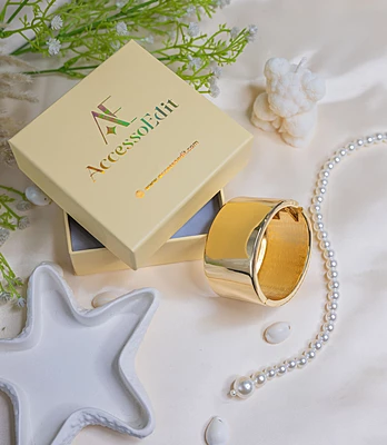 Bold Aura Cuff
