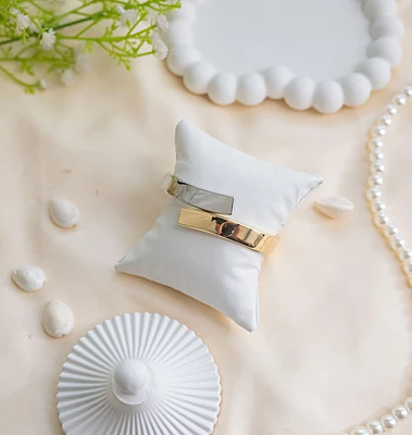 Dual Tone Classic Cuff