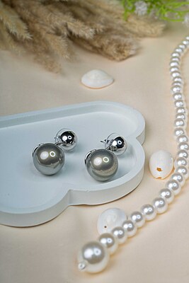 Pearl Drop Earrings