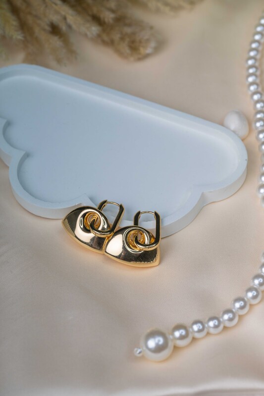 The Golden Ember Huggies