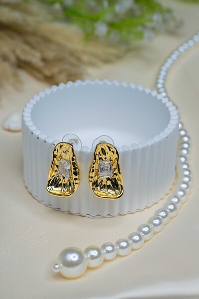 Molten Muse Stud Earrings