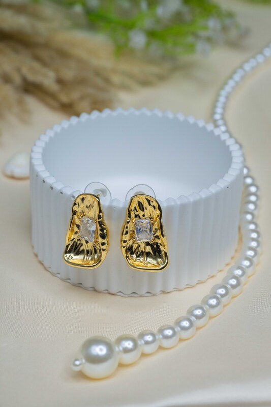 Molten Muse Stud Earrings