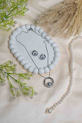 Midnight Pearl Crystal Halo Set