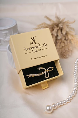 Crystal Bow Two-FInger Ring