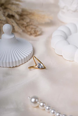 V Ring