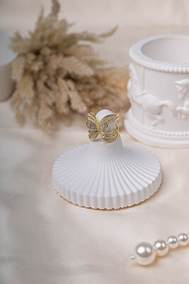 Serene Butterfly Ring