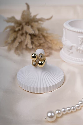 The Glided Pebble Ring