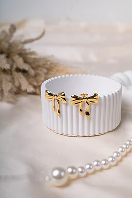 The Darling Knot Studs