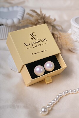 Ivory Glow pearl studs