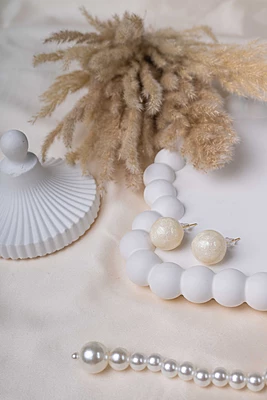 Ivory Glow Pearls