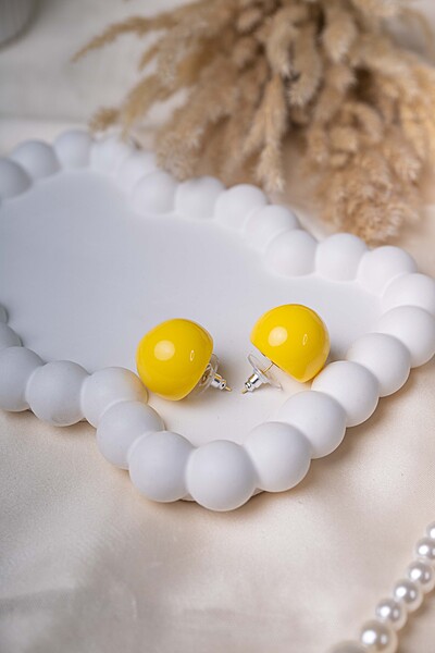 Yellow Pearl Studs