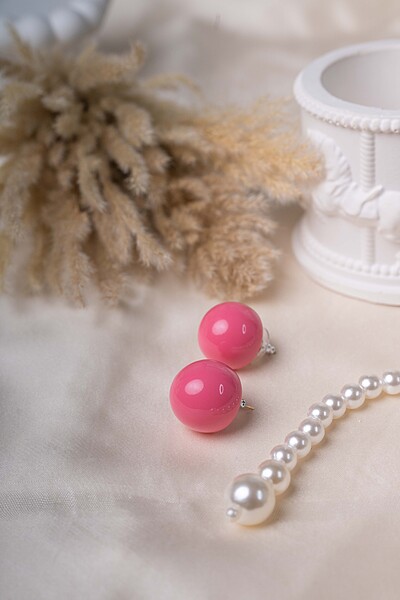 Pink Pearl Studs