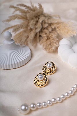 Twisted Halo Pearl Earrings