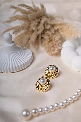 Twisted Halo Pearl Earrings