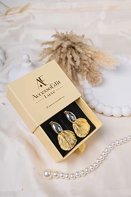 Golden Shell Drop EARRINGS
