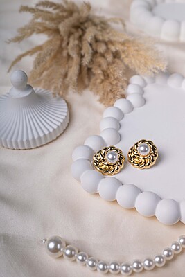Twisted Halo Pearl Earrings