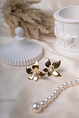 Golden Flora Studs
