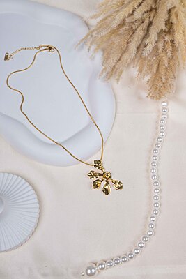 Petal Grace Necklace