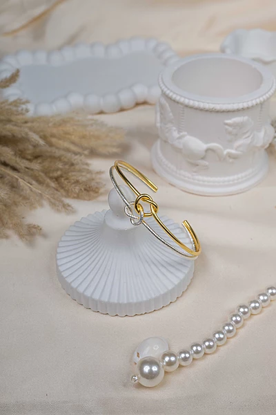 Infinity Link Cuff