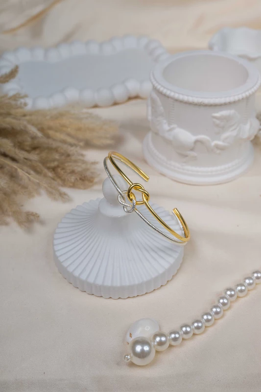 Infinity Link Cuff