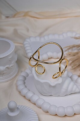 Circular Link Statement Cuff