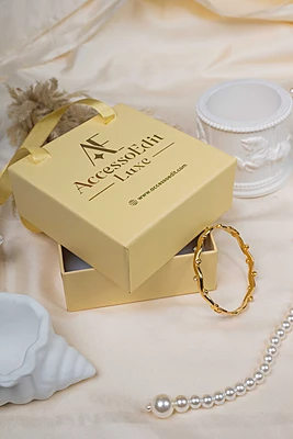 Wave Grace Bangle