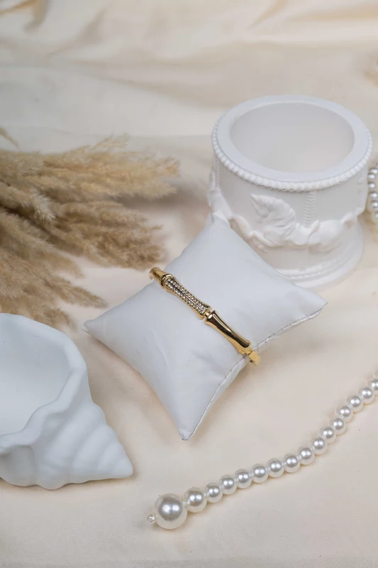 Sleek Bar Bracelet