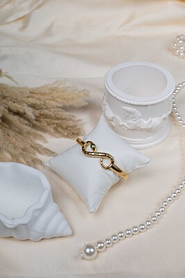 Gold Infinity Snake Bracelet