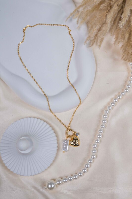 Gold Heart & Bar Pearl Necklace