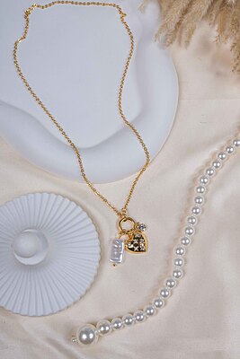 Gold Heart & Bar Pearl Necklace