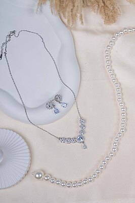 Silver Floral Necklace and Earrings