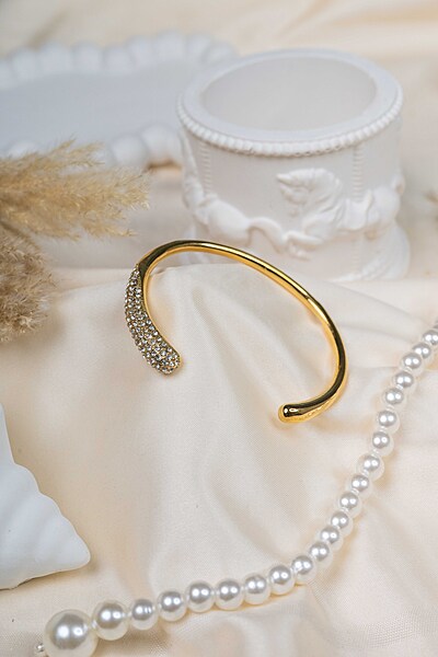 Dewdrop Luxe Cuff