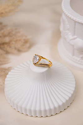 V Luxe Drop Ring