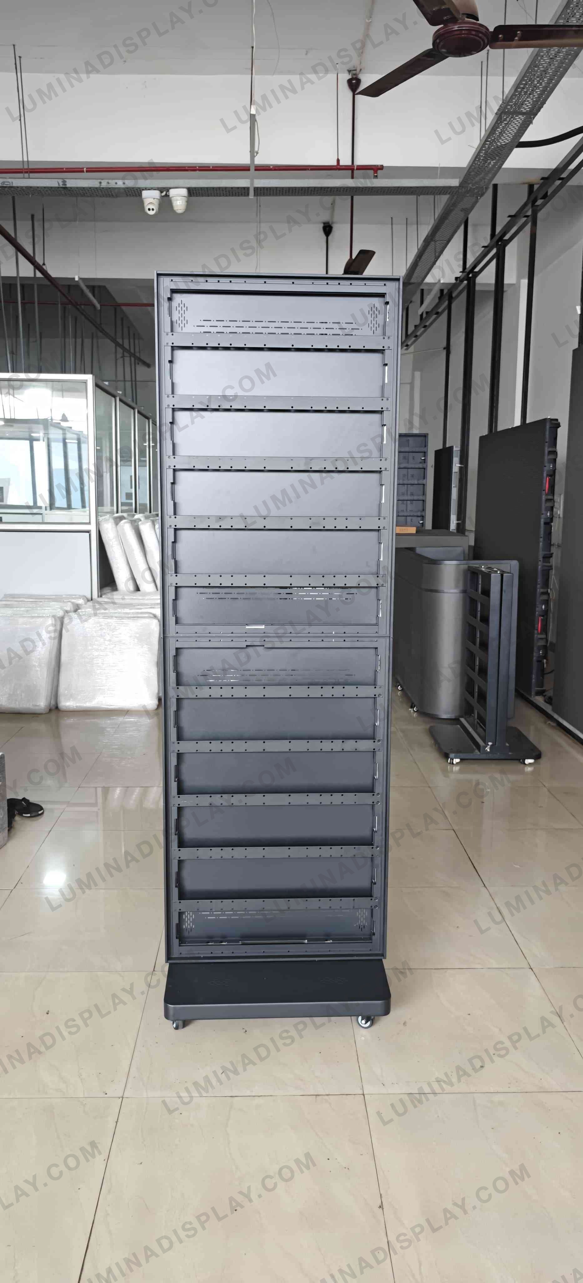Foldable aluminium diecast indoor LED standee cabinet 640 x 1920 mm, back service – Lumina
