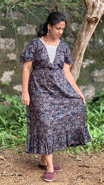 V-neck Lace XL #15