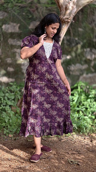 V-neck Lace XL #3