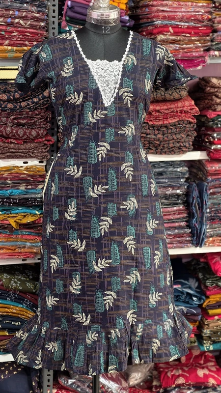 V-neck Lace XXL #23