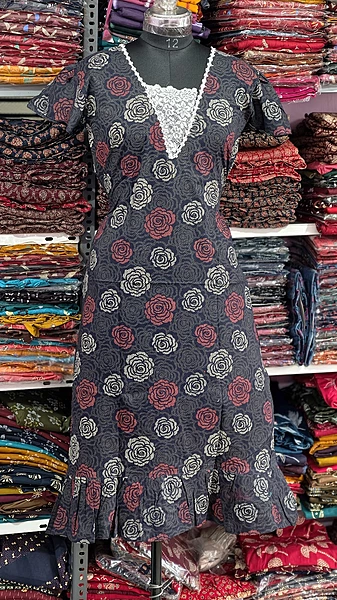 V-neck Lace XXL #10